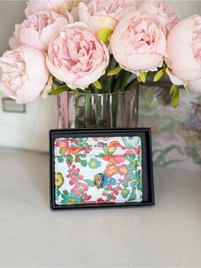 Kurt Geiger NIB Floral Pattern Card Holder - Pink/Green/Multicolor